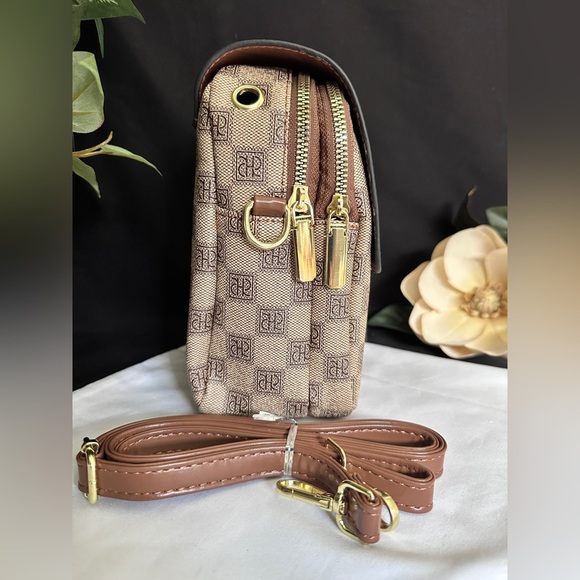 Multifunctional Brown & Tan Argyle Crossbody Mini Purse – Phone crossbody purse - Picture 2 of 7